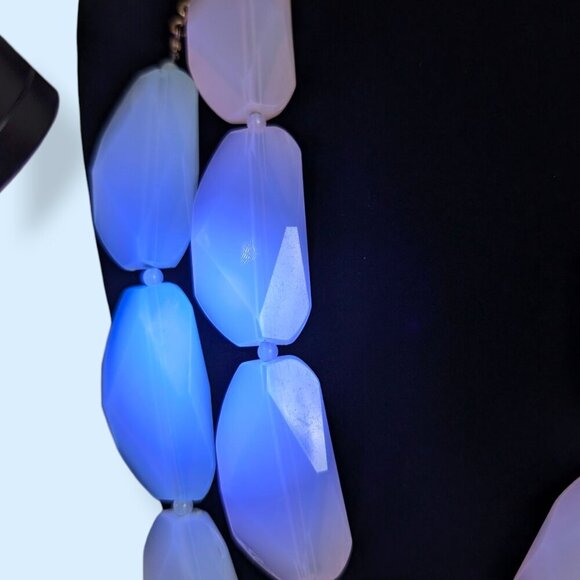 V. 2-Strand Chunky Lucite Beaded Necklace - Picture 3 of 5